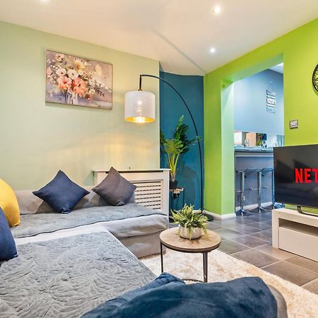 Comfy 4Br House Close To Subway Londres Extérieur photo