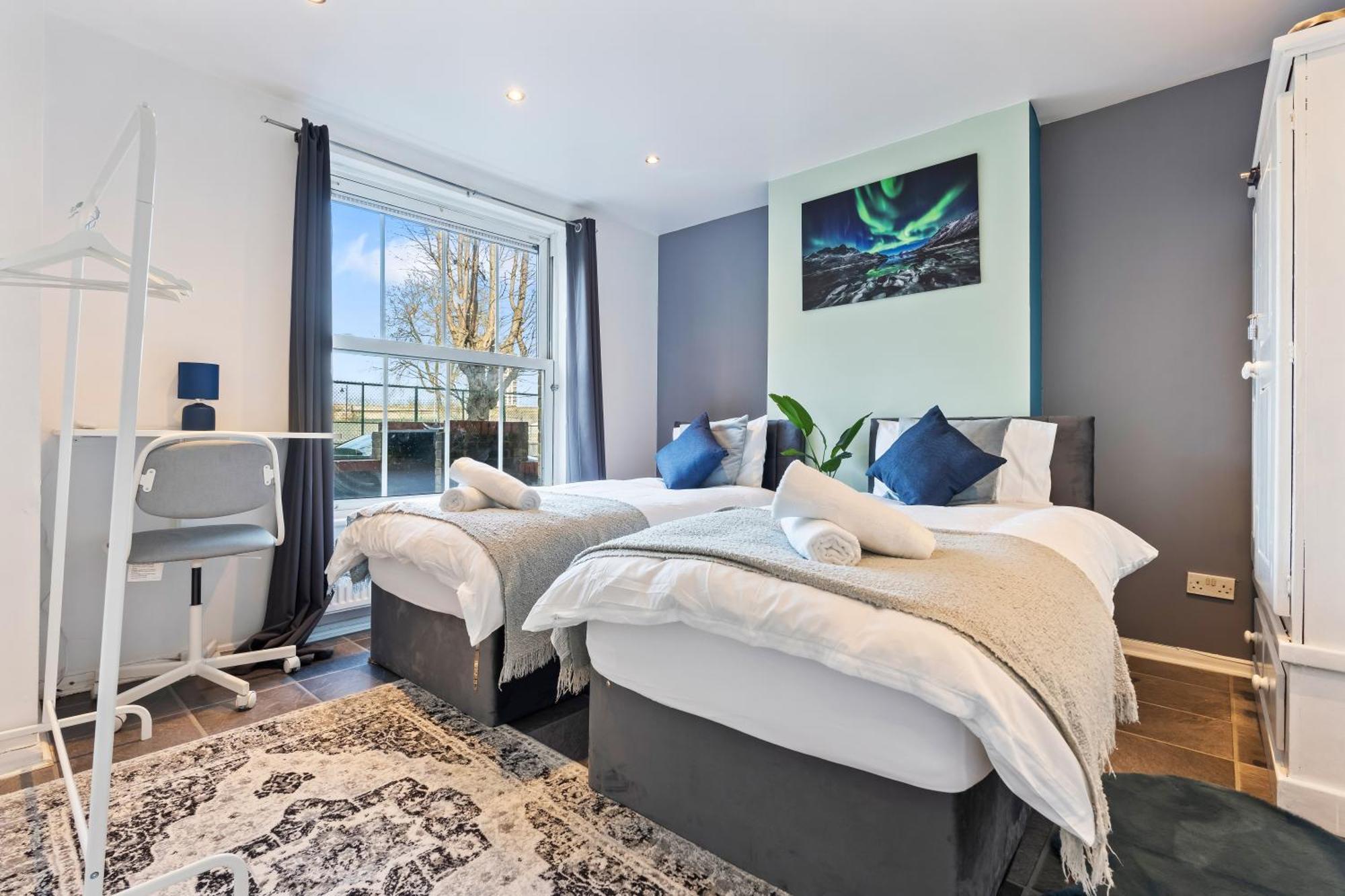 Comfy 4Br House Close To Subway Londres Extérieur photo