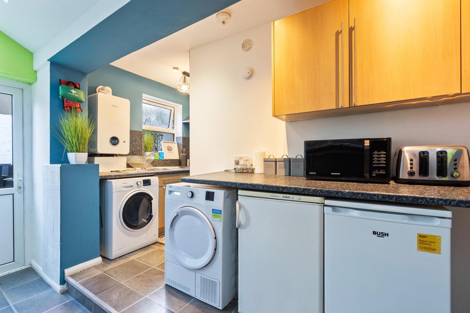 Comfy 4Br House Close To Subway Londres Extérieur photo